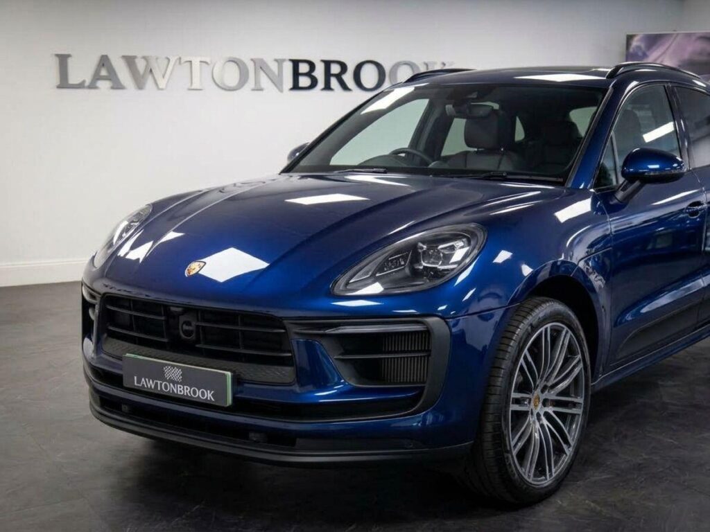 A Porsche Macan at Lawton Brook